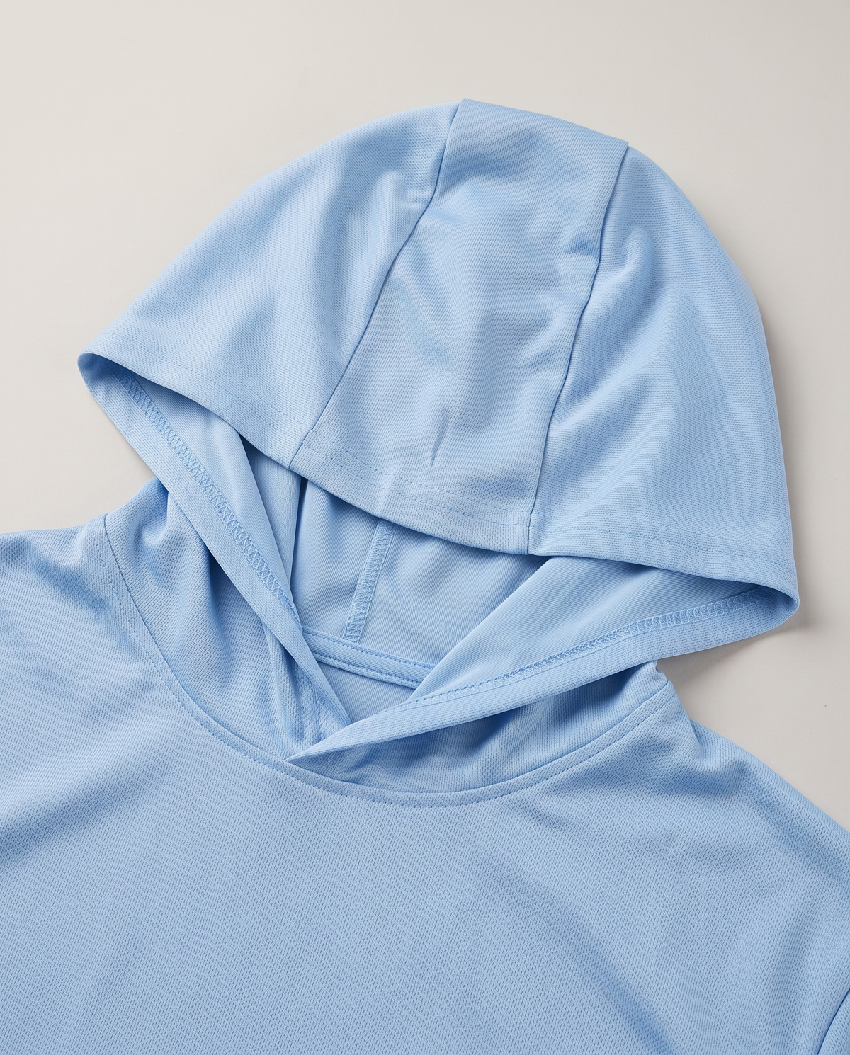 Polocom Plus Pace Short-Sleeve Hooded Tee - North Carolina Blue - hood opening and seam detail [9036]