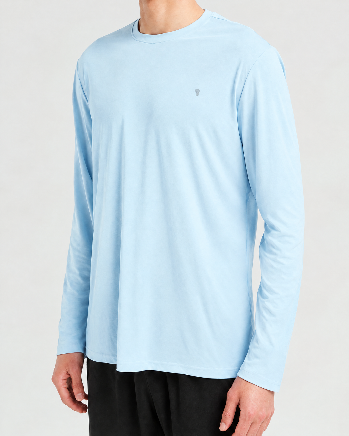 Core Long-Sleeve Training Tee | Light Blue | Front view