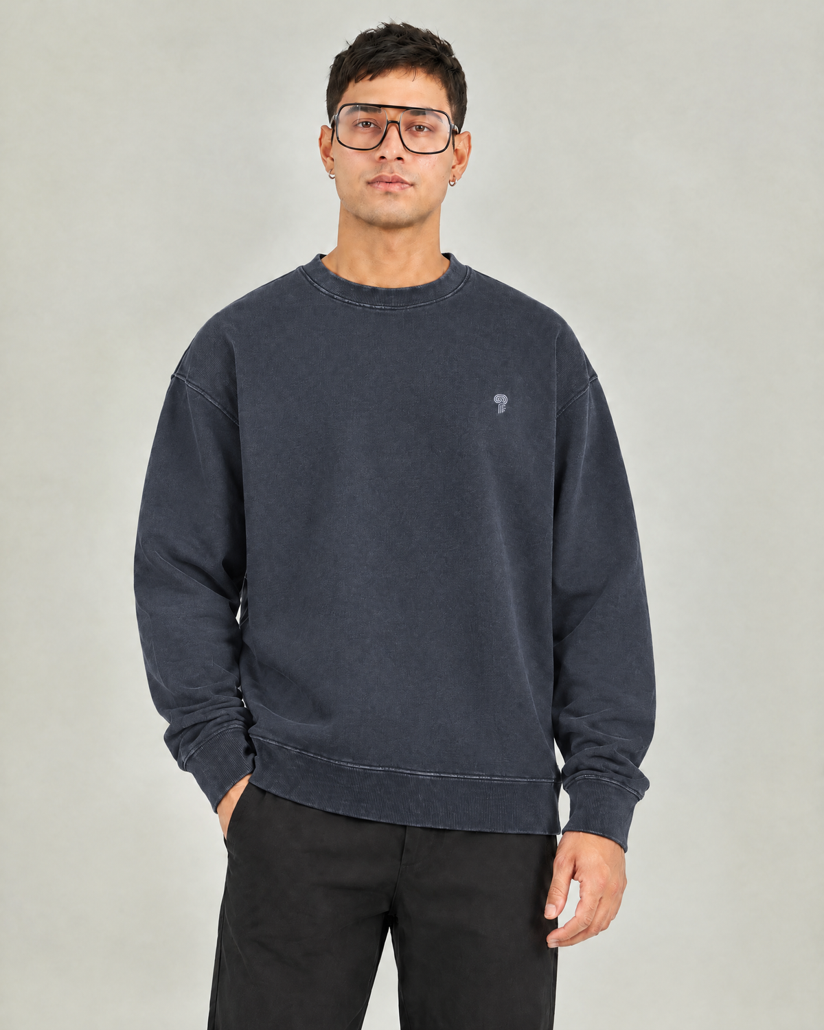 Everyday Washed Crewneck Sweatshirt | Washed Dark Grey | Front view
