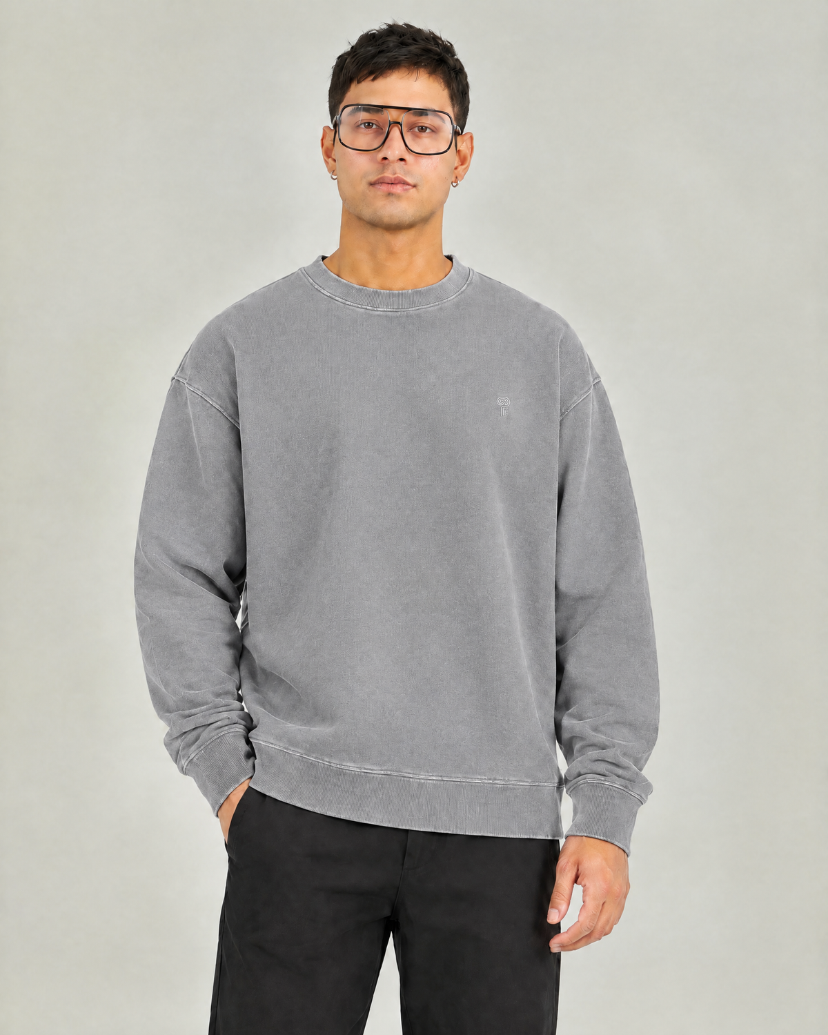 Everyday Washed Crewneck Sweatshirt | Washed Mid Gray | Front view