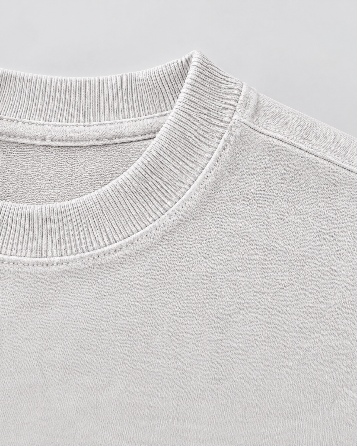 Everyday Washed Crewneck Sweatshirt | Washed Gray White | Detail view