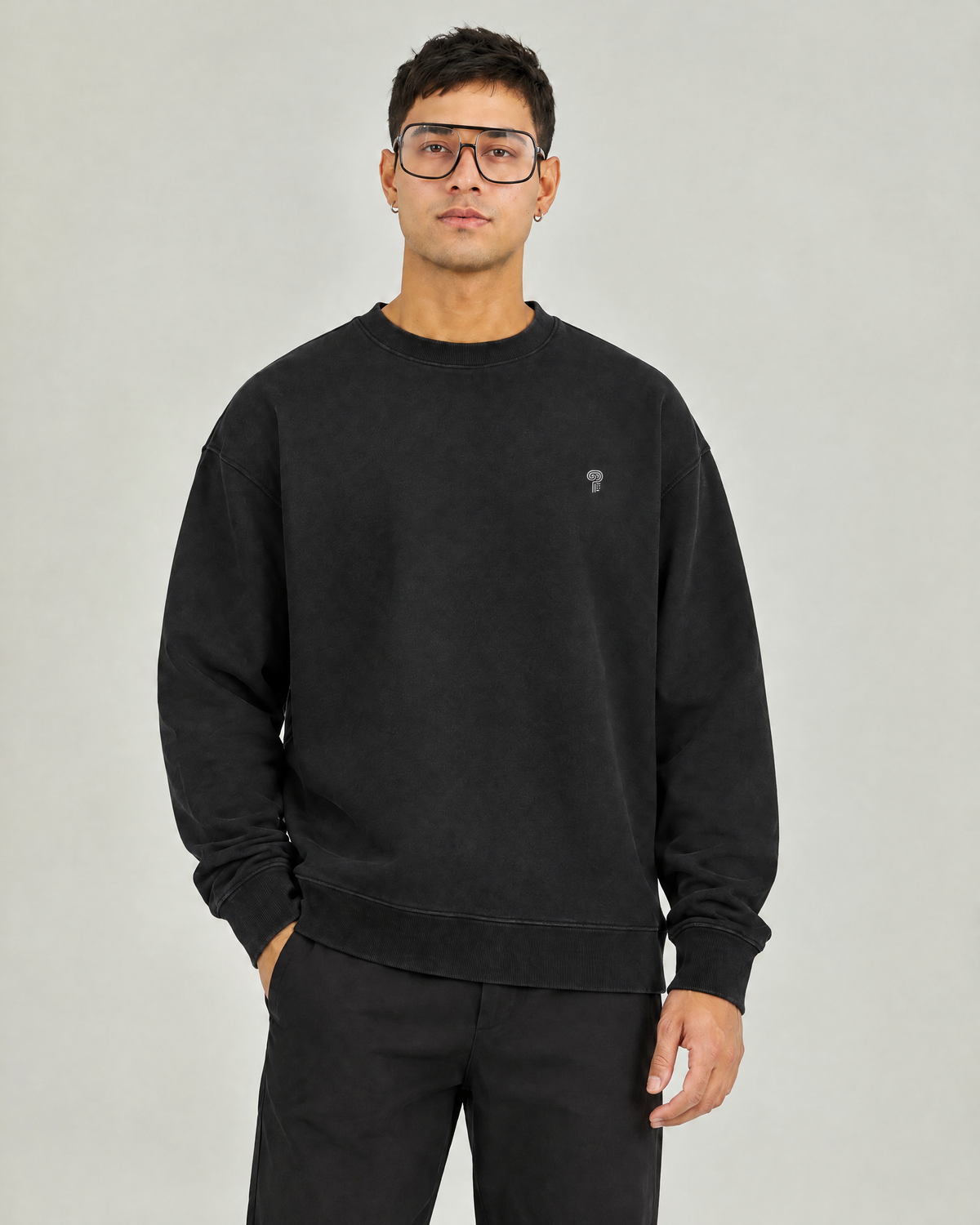 Everyday Washed Crewneck Sweatshirt | Washed Black | Front view