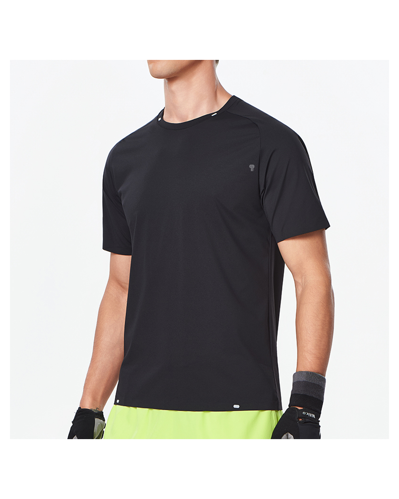 Accent 170 Stretch Training Tee in Black — front view